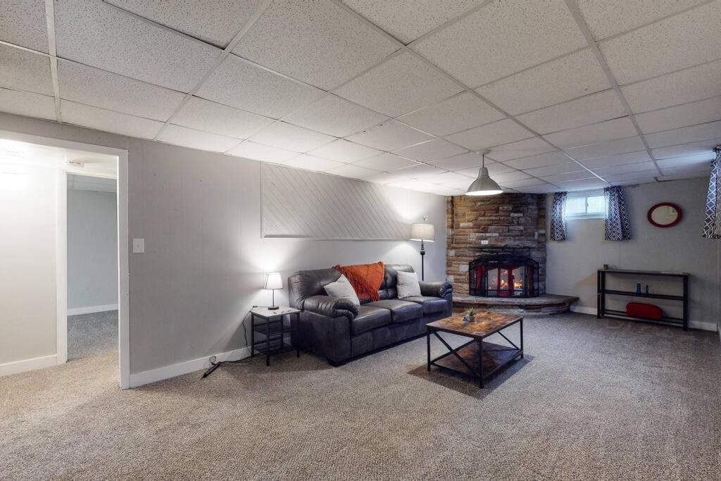 Large Remodeled Home With 5 Bedrooms 4 King Bed Centennial Esterno foto